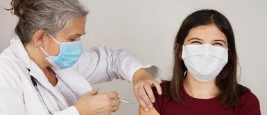 Digemid autoriza el uso de la vacuna, pero Minsa aún no da fecha de aplicación. COVID-19: Digemid autoriza uso de la vacuna Pfizer en adolescentes de 12 a 15 años