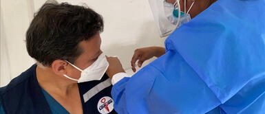 Ricardo Cuenca anunció que el 6 de julio empieza vacunación a 200,000 maestros y directores de zonas rurales. Minedu: el 6 de julio empieza vacunación a 200,000 maestros y directores de zonas rurales