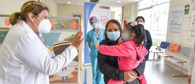 San Borja: médicos especializados del INSN reconstruyen esófago a niña de 2 años San Borja: médicos especializados del INSN reconstruyen esófago a niña de 2 años