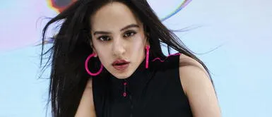 Rosalía se vuelve viral gracias al excéntrico bolso que estrenó en en redes sociales. Rosalía estrena el bolso más excéntrico que jamás imaginamos y se vuelve viral