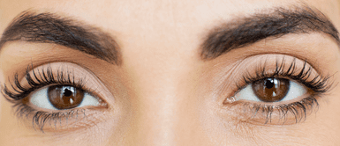 Una dermatóloga revela si los aceites vegetales realmente ayudan con el crecimiento de pestañas. ¿El aceite de ricino realmente ayuda a crecer y engrosar las pestañas? Especialista responde