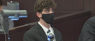 Joven es sentenciado a 24 años de cárcel por manejar en exceso y matar a una madre y su bebé Joven es sentenciado a 24 años de cárcel por manejar en exceso de velocidad y asesinar a una madre y su bebé