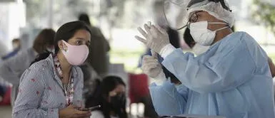 Nueva Ley sobre vacunación Congreso aprueba licencia con goce de haber para trabajadores el día que se vacunen