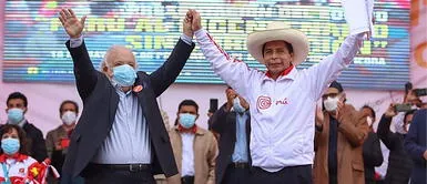 Juan Palacín lanzó advertencia a los medios de comunicación que difamen a Pedro Castillo. Palacín: "No es posible que ciertos periodistas payasos le falten el respeto al presidente Castillo"