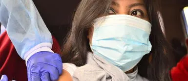 La jornada que se inició a las 8:00 horas, la Dirección Regional de Salud (Diresa) habilitó cinco puntos de vacunación en la ciudad de Tacna. ¡Gran noticia! Tacna empezó jornada de vacunación para población de 38 años a más