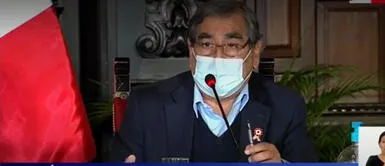 El titular de Salud denunció que manifestantes a favor del fujimorismo lo intentaron agredir. Óscar Ugarte denunció que simpatizantes de Fuerza Popular intentaron agredirlo