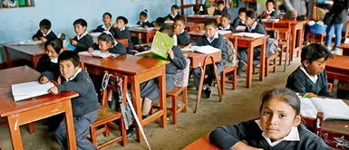 Solicitan clases presenciales "No hay ningún sustento ni base científica para mantener los colegios cerrados"