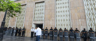 JNE estaría pronto a proclamar al nuevo presidente del Perú. JNE elabora acta de proclamación de resultados tras declarar improcedentes apelaciones de FP