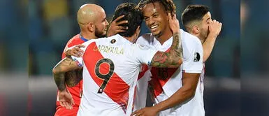 Gianluca Lapadula respondió mensaje de André Carrillo en Instagram Carrillo publicó una emotiva foto de la Selección Peruana y Lapadula no tardó en responder