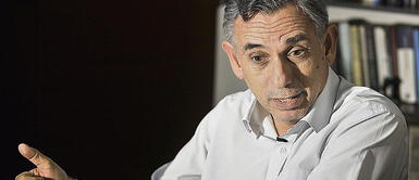 Pedro Francke economista voceado como posible ministro de economía. Pedro Francke: “Se busca restablecer la franja de precios en los primeros 100 días”