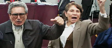 Abimael Guzmán y Elena Iparraguirre cumplen cadena perpetua por atentados terroristas. Abimael Guzmán exigió la presencia de su esposa Elena Iparraguire para despedirse