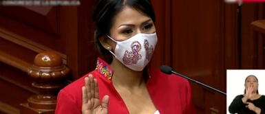 Silvana Robles jura como congresista de la República para el periodo 2021- 2026. Silvana Robles jura por la memoria "del amauta" Jaime Cerrón Palomino, padre de Vladimir Cerrón