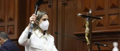 Los antecedentes de María del Carmen Alva que nos deberían preocupar. El apoyo de Alva al gobierno golpista de Merino, que ha pasado desapercibido