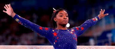 Simone Biles obtuvo 13,766 puntos en la barra de equilibrio antes de retirarse. Foto: EFE Tokio 2020: Simone Biles vuelve a la competencia más empoderada que nunca