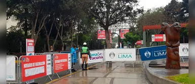 Vacunación COVID-19: Vacunatorio del Parque de la Exposición luce casi vacío tras aplicación de vacunas chinas de Sinopharm Parque de la Exposición: Solo hay cuatro personas en vacunatorio tras rechazo de vacuna china