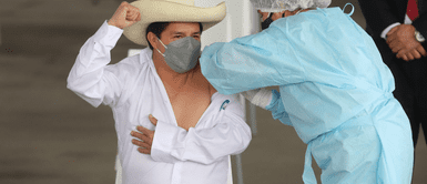 Pedro Castillo recibe dosis de Sinopharm Pedro Castillo recibe dosis de Sinopharm