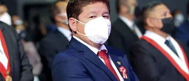 Guido Bellido también descartó indulto a Abimael Guzmán. Bellido se refirió sobre posible indulto a Antauro Humala: “El gobierno tiene que tener sentimiento humano”
