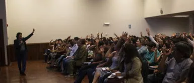 Peruana exitosa Rosario Martínez, arequipeña ganó botón de plata de Youtube por su metodología para realizar tesis