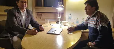 Ambos se reunieron en el Hotel Westin, lugar donde se hospeda Morales. Foto: captura Twitter Vladimir Cerrón Vladimir Cerrón y Evo Morales se reunieron la noche del jueves