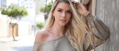 Brunella Horna modela el estilo de pantalón más importante del 2021 en su más reciente outfit. Brunella Horna da lección de estilo con outfit que llevó para el cumpleaños de César Acuña