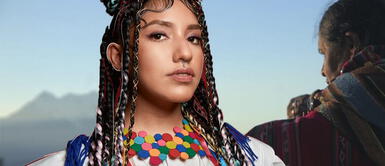 Renata Flores una joven cantante que mezcla el hip hop con nuestra música andina Renata Flores una joven cantante que mezcla el hip hop con nuestra música andina