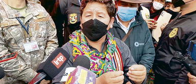 Congresistas de Cusco y Arequipa no definen su voto de confianza al gabinete Bellido Congresistas de Cusco y Arequipa no definen su voto de confianza al gabinete Bellido