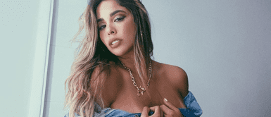 Gabriela Serpa se suma a la fiebre de los pantalones acampanados con moderno look. Gabriela Serpa se suma a la fiebre de los pantalones acampanados con distinguido outfit