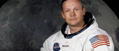 Neil Armstrong es conocido por su histórica caminata en la luna. Efemérides 25 de agosto: Un día como hoy falleció Neil Armstrong, el primer hombre en pisar la luna