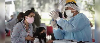 COVID-19 Arequipa: Hoy y mañana es la jornada de vacunación de la población de 34 a 36 años Arequipa: Población de 34 a 36 años se inoculará contra la COVID-19 hoy y mañana