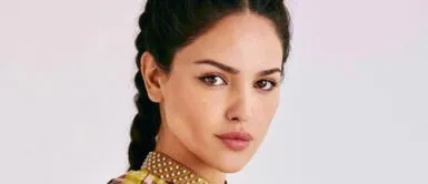 Eiza Gonzalez y tendencia peluche Eiza González exhibe cómo incorporar la tendencia peluche en outfit minimalista