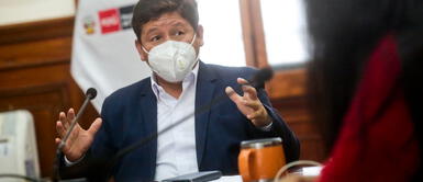 Guido Bellido lidera el primer gabinete ministerial del presidente Pedro Castillo. Consejo de Ministros: ¿Qué significa el voto de confianza?