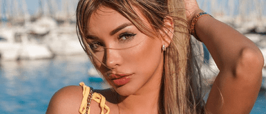 Paula Manzanal luce como una muñeca Barbie de la vida real con un vestido en tendencia. Paula Manzanal se muestra como muñeca Barbie de la vida real con pícaro vestido rosa chicle