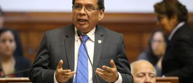 En su intervención en el Congreso, Cevallos también pidió no politizar el proceso de vacunación contra la COVID-19. En su intervención en el Congreso, Cevallos también pidió no politizar el proceso de vacunación contra la COVID-19.