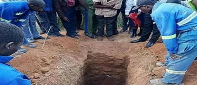 Pastor muere tras ser enterrado vivo; quería resucitar al tercer día como Jesús Pastor muere tras ser enterrado vivo; quería resucitar al tercer día como Jesús