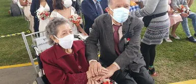 Primera boda comunitaria presencial en pandemia se realizó en el Circuito mágico del Agua Primera boda comunitaria presencial en pandemia se realizó en el Circuito mágico del Agua