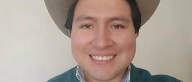 Edison Felix Tito Peralta es recordado por realizar denuncias a varios políticos peruanos, entre ellos, Francisco Sagasti, Martha Chávez, Martin Ruggiero, Manuel Merino. Abogado de Perú Libre: "el joven de derecha actual es un muchachito tonto mediocre. Hijito de papá"