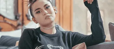 Amy Gutiérrez y peinado noventero Amy Gutiérrez celebra su cumpleaños con look noventero que lleva el sello personal de JLo