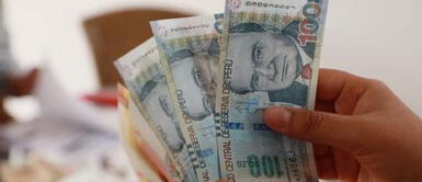 El Bono Yanapay busca llegar a alrededor de 13,5 millones de peruanos. Foto: Andina Bono Yanapay Perú: ¿De qué formas puedo cobrar el Bono 350?