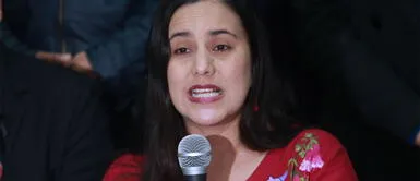 Aunque se tardó, Verónika Mendoza se pronunció sobre la agresión verbal contra Patricia Chirinos. Verónika Mendoza: “La denuncia de la congresista Chirinos no debe ser pasada por alto”