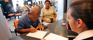 Aprobaron la jubilación anticipada para hombres y mujeres. AFP: Pasos para solicitar la jubilación a los 50 años y qué requisitos debo cumplir
