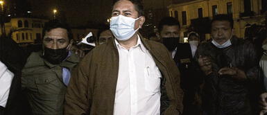 Vladimir Cerrón fue gobernador regional de Junín en los periodos 2011- 2014 y 2018-2019. Vladimir Cerrón: fiscalía anticorrupción pide hasta 16 años de cárcel por supuesto delito de colusión agravada