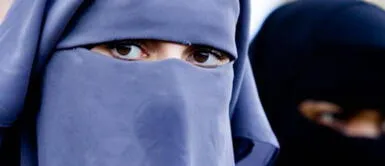 Mujeres afganas informan que fueron obligadas a casarse para salir del país Mujeres afganas informan que fueron obligadas a casarse para salir del país