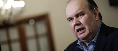 Pedro Castillo: Rafael López Aliaga asegura que tres emisarios le ofrecieron ser su primer ministro Pedro Castillo: Rafael López Aliaga asegura que tres emisarios le ofrecieron ser su primer ministro