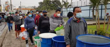 Vecinos de SJL ante corte de agua por aniego: Vecinos de SJL ante corte de agua por aniego: