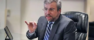 Piero Corvetto es el actual presidente de la ONPE. Corvetto sobre los antivacunas: “Son igual de despreciables de que los defensores del discurso del fraude”