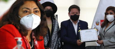 Violeta Bermúdez cuestionó reconocimiento de Guido Bellido a favor de las mujeres. Bermúdez sobre "reconocimiento" de Bellido: Cuando escuché la noticia pensé que era una broma