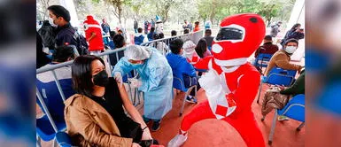 Personas de 25 y 26 años podrán vacunarse desde hoy lunes 13. COVID-19: ¿Puedo vacunarme si tengo 24 años y cumplo 25 antes de fin de año?