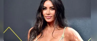 Kim Kardashian Kim Kardashian impacta en la MET Gala con imponente look total black que cubrió su rostro y cuerpo