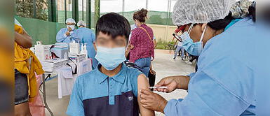 Vacunan a menores de edad desde ayer, 15 de septiembre. Cusco y Tumbes continuarán vacunando a adolescentes a pesar de no tener permiso