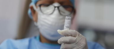 Hasta el momento solo los menores y adolescentes vacunados han sido los que padecen de algún tipo de comorbilidad y que reciben tratamiento contra la TBC. Minsa indicó que las regiones “no tienen autonomía” para empezar a vacunar a menores de 12 a 17 años